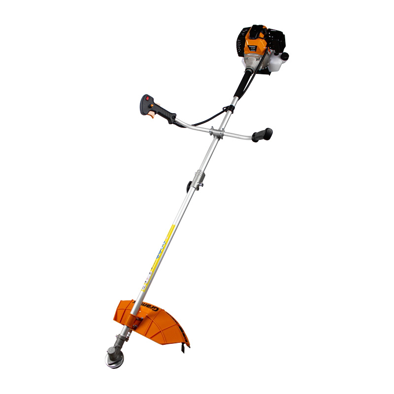 Бензиновый триммер Gramex GT-56 R (3 кВт/4,1лс,бак1,2 л,захват25.5/42см разборная штанга ,катуш+нож) (1/30)